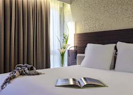 Mercure Paris Arc de Triomphe Etoile 5