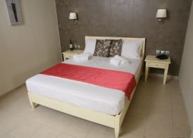 Michaelangelo Boutique Parga 2