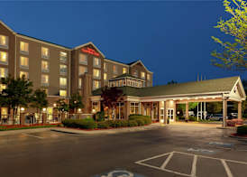 Hilton Garden Inn Charlotte North 2