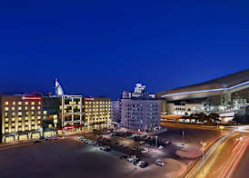 Hilton Garden Inn Dubai, Mall Avenue 3
