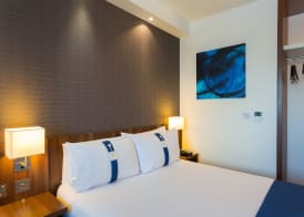 Holiday Inn Express HARLOW by IHG 2