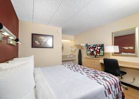 Red Roof Inn Syracuse 5