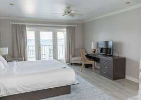 The Geneva Inn 5