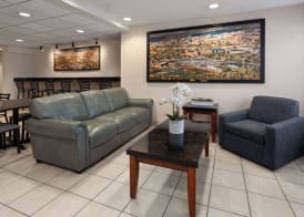Microtel Inn & Suites by Wyndham Ann Arbor 3