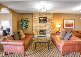 Comfort Inn & Suites 5