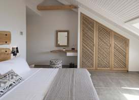 Zoe Seaside Resort 5