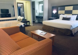 SureStay Plus Hotel by Best Western Redding 5