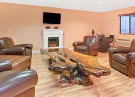 Super 8 by Wyndham Spokane/West 2