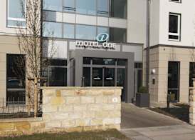 Motel One Dresden-Palaisplatz 3