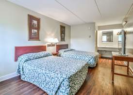 Economy Hotel Forest Park 3