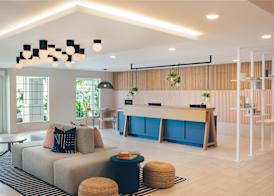 Hampton by Hilton Grand Cayman Seven Mile Beach 3
