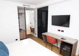 B&B Le Suites di Costanza 5