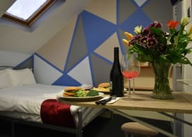 London Olympus Hotel Nirvana 2