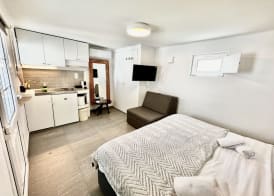 Mykonos Eight 3