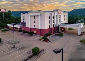 Hampton Inn & Suites Wilder 2