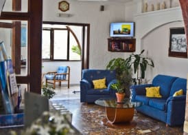 Holiday Beach Resort Santorini 2