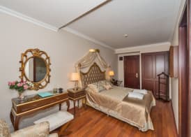 Hotel Daphne 4