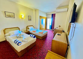 Queens Valley Hotel 5