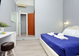 Domus Domas & Boutique - Golden Keys Collection 3