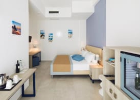 TUI BLUE Tropea 4