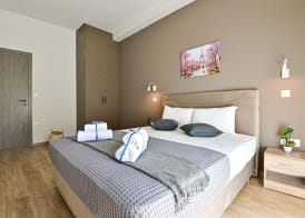 Thisean Modern Suites By Athens Stay 5
