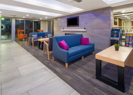 La Quinta by Wyndham Orange County Airport 2