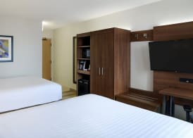 Holiday Inn Express TORONTO DOWNTOWN by IHG 3