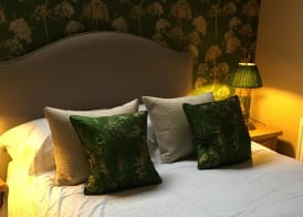The Who'd Have Thought It Inn 2