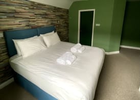 WiseStay 5