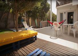 Ericeira Chill Hill Hostel & Private Rooms 4