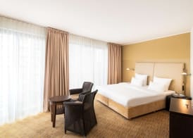 Elaya Hotel Hamburg Finkenwerder 5