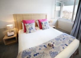 Trinite Hotel 2