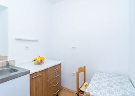 Anika Apartment 5