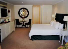 The Andros Deluxe Boutique Hotel 4