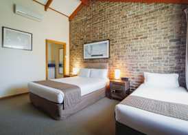 The Hahndorf Lodge 2