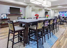 Hampton Inn Cranbury 3