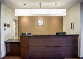 Sleep Inn & Suites Center 4