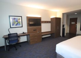 Holiday Inn Express & Suites CHARLESTON-NORTH by IHG 3