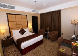 Al Hamra Hotel 3