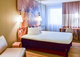 ibis Hotel Frankfurt Airport 4