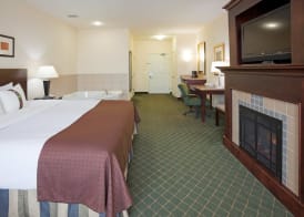 Holiday Inn CONFERENCE CTR MARSHFIELD by IHG 5