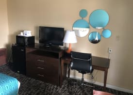 Howard Johnson by Wyndham Rocky Hill 2