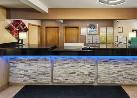 Quality Inn & Suites Davenport near I-80 3