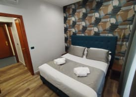 Hotel Ercoli House 5