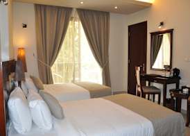 Midtown Hotel & Suites 5