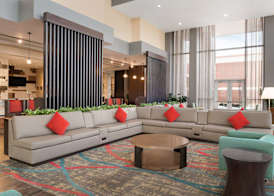 Embassy Suites by Hilton Chicago Naperville 3