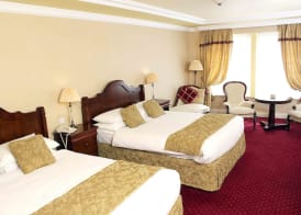 Meadowlands Hotel 4