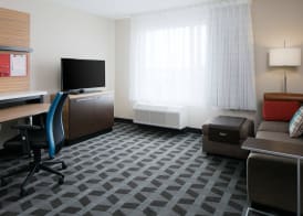 Towneplace Suites Kansas City Airport 5