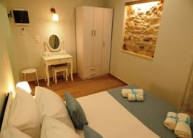 Sole Apartments - near Corfu Port 5