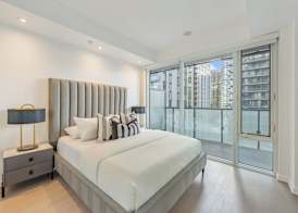 Mövenpick Suites - Downtown Toronto 5
